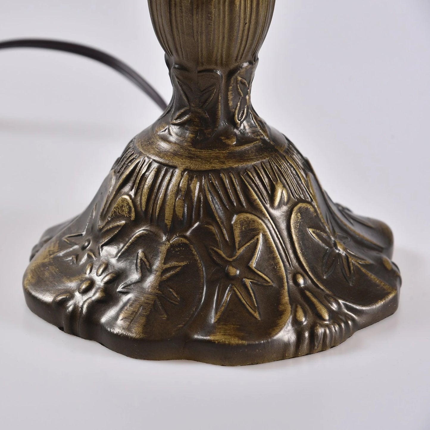 Tiffany Style Baroque Table Lamp